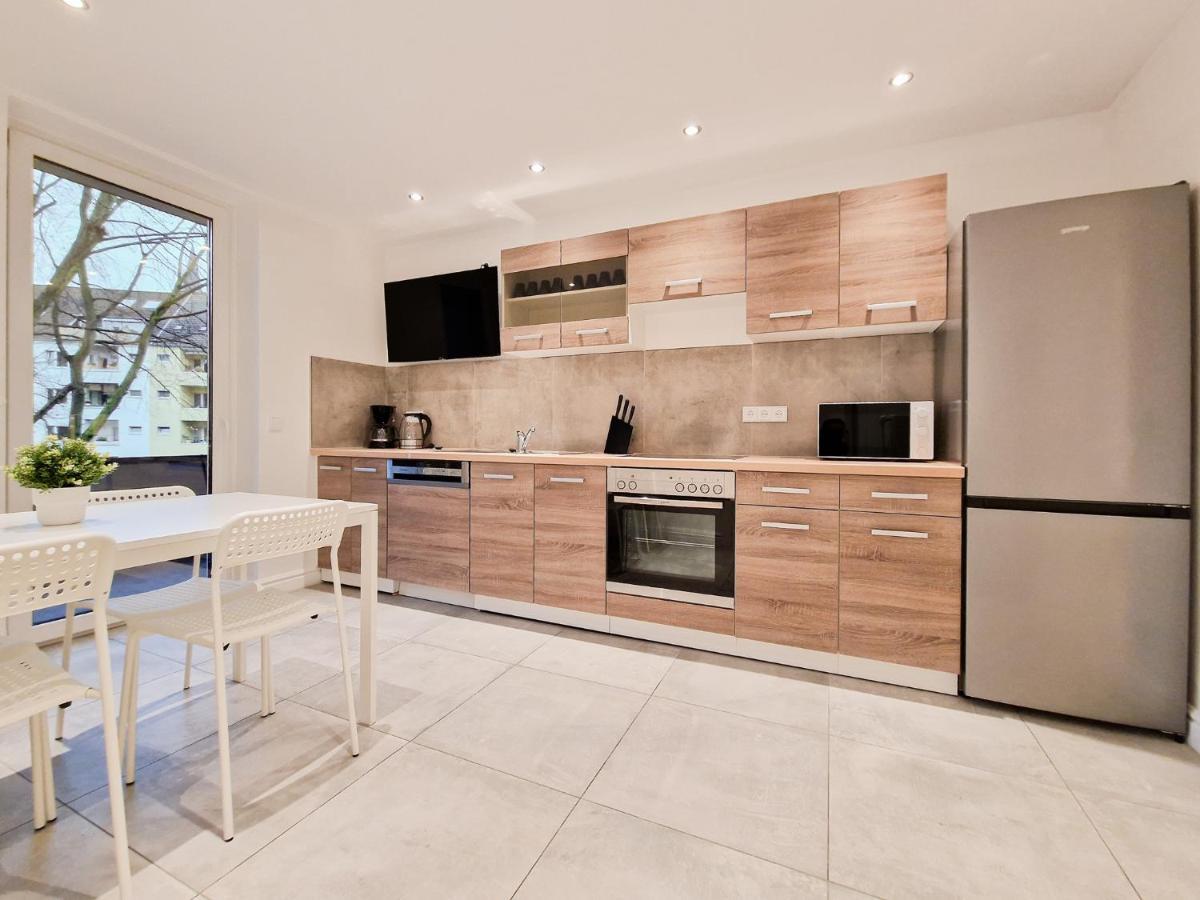Apartamento de 2 dormitorios con balcón