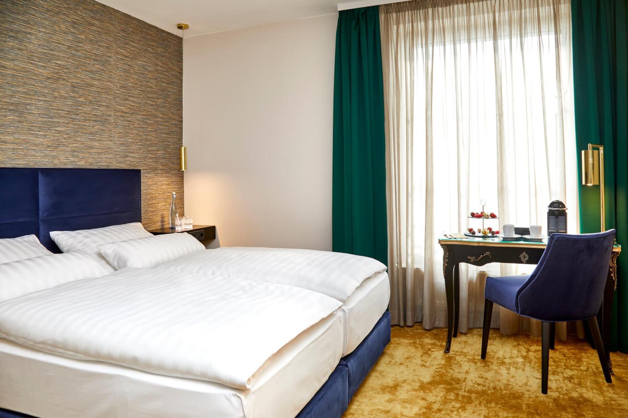 Classic Double Room,1451850007:JPEG