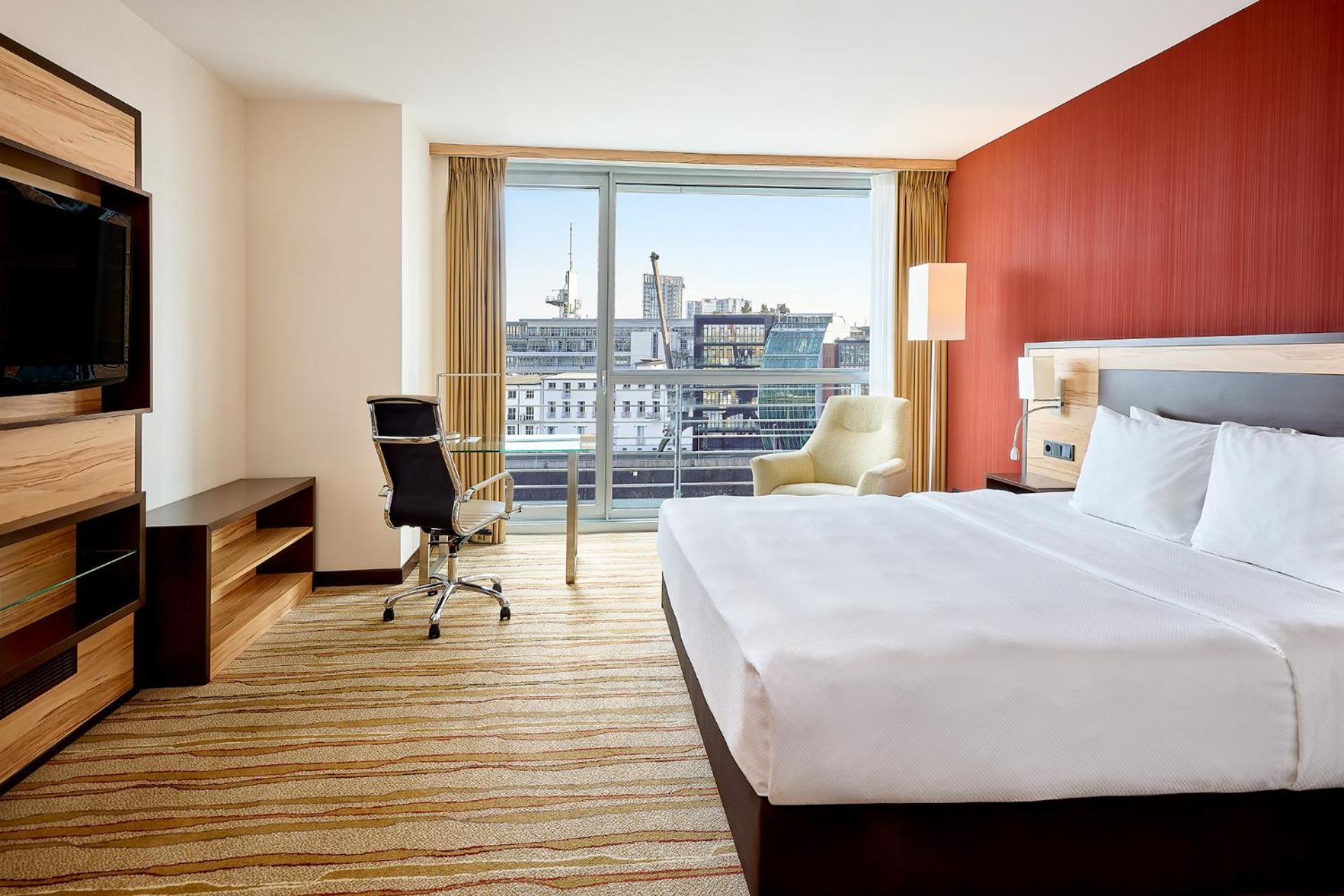 Larger Guest room 1 King,1623650192:JPEG