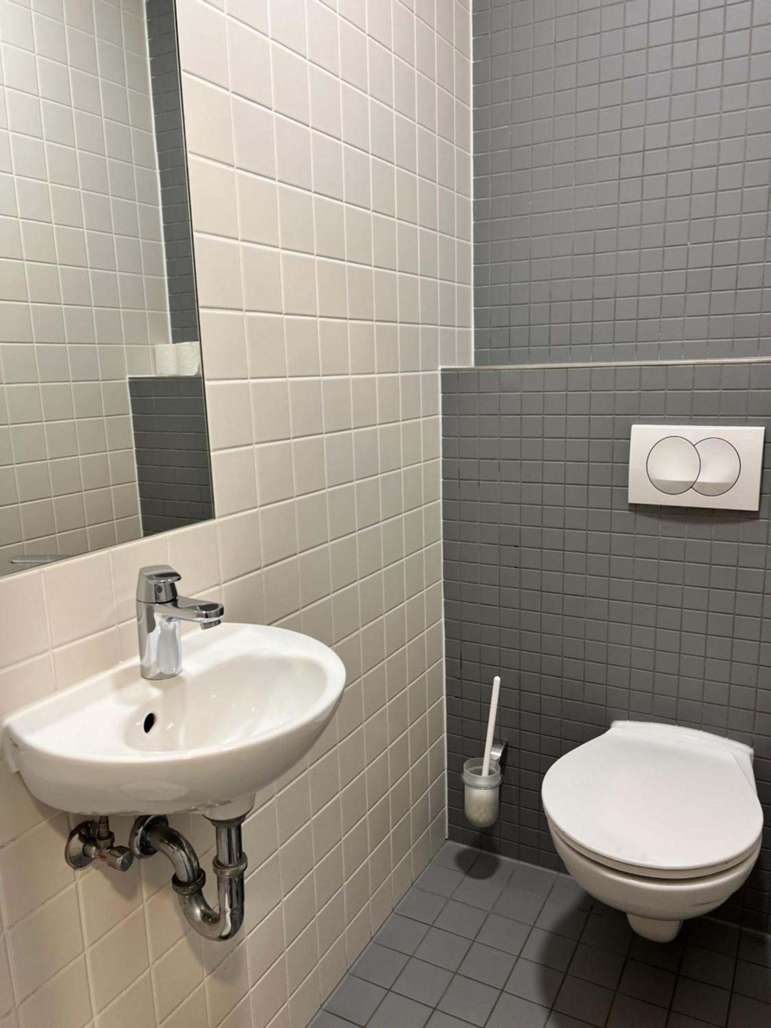 Single Bed 4-Bed Female Dormitory Room Members only please register