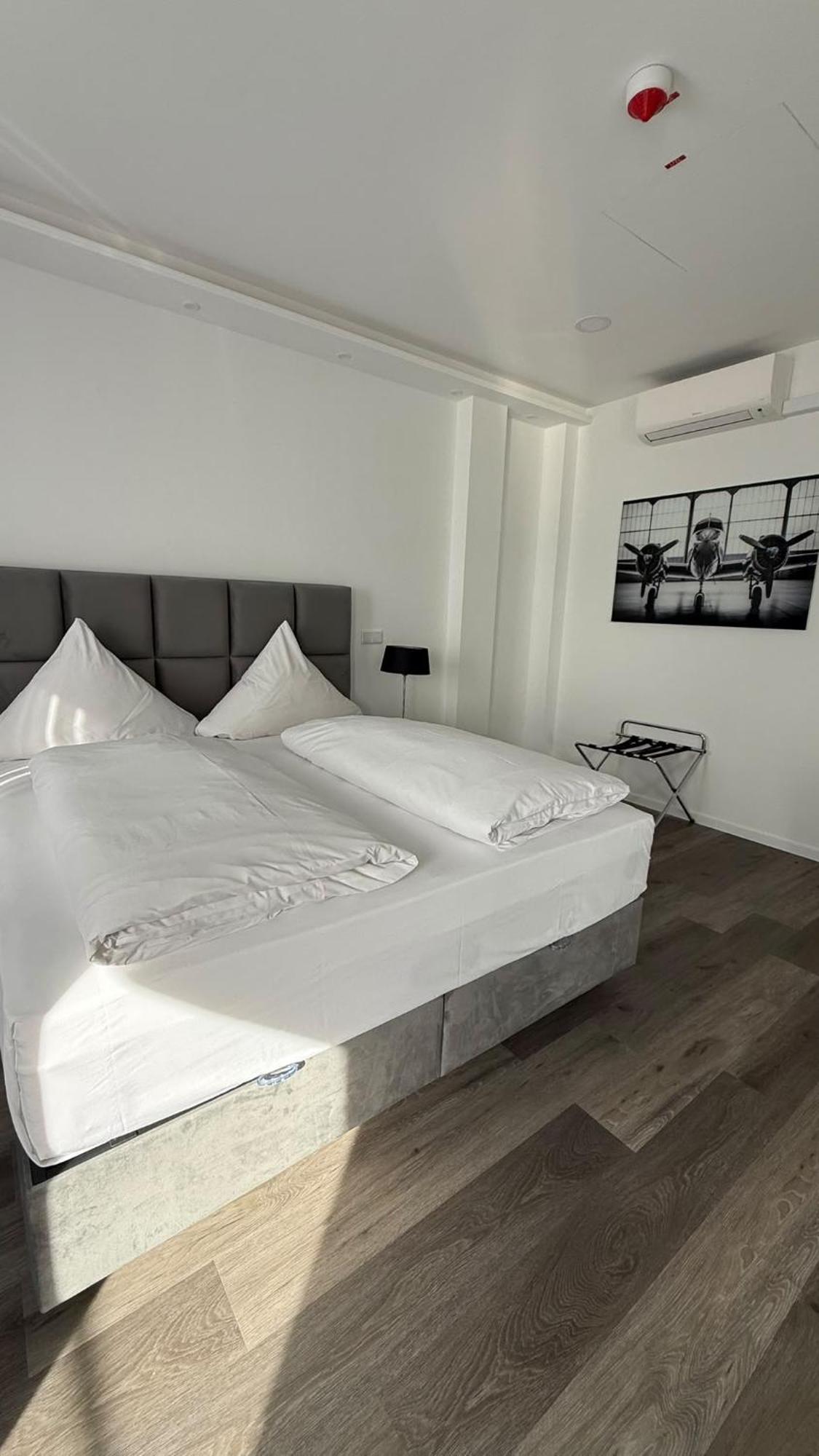Penthouse Room