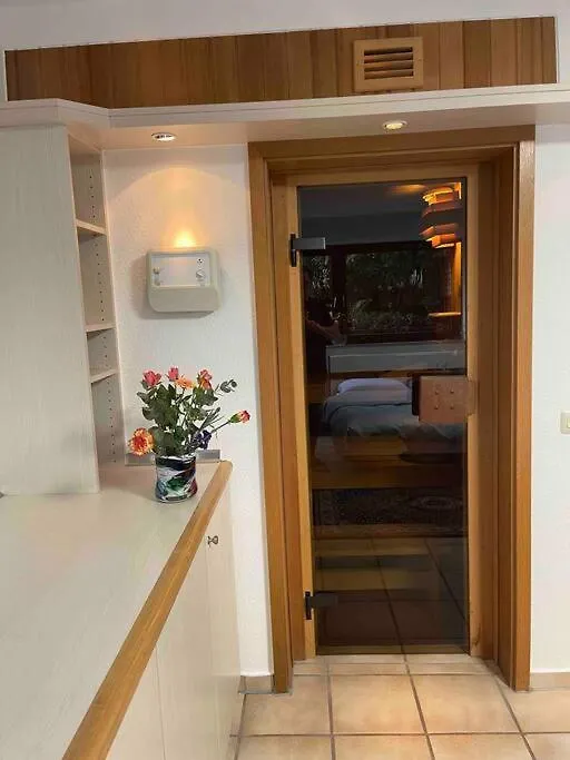 Schoene Ruhige Wohnung-1