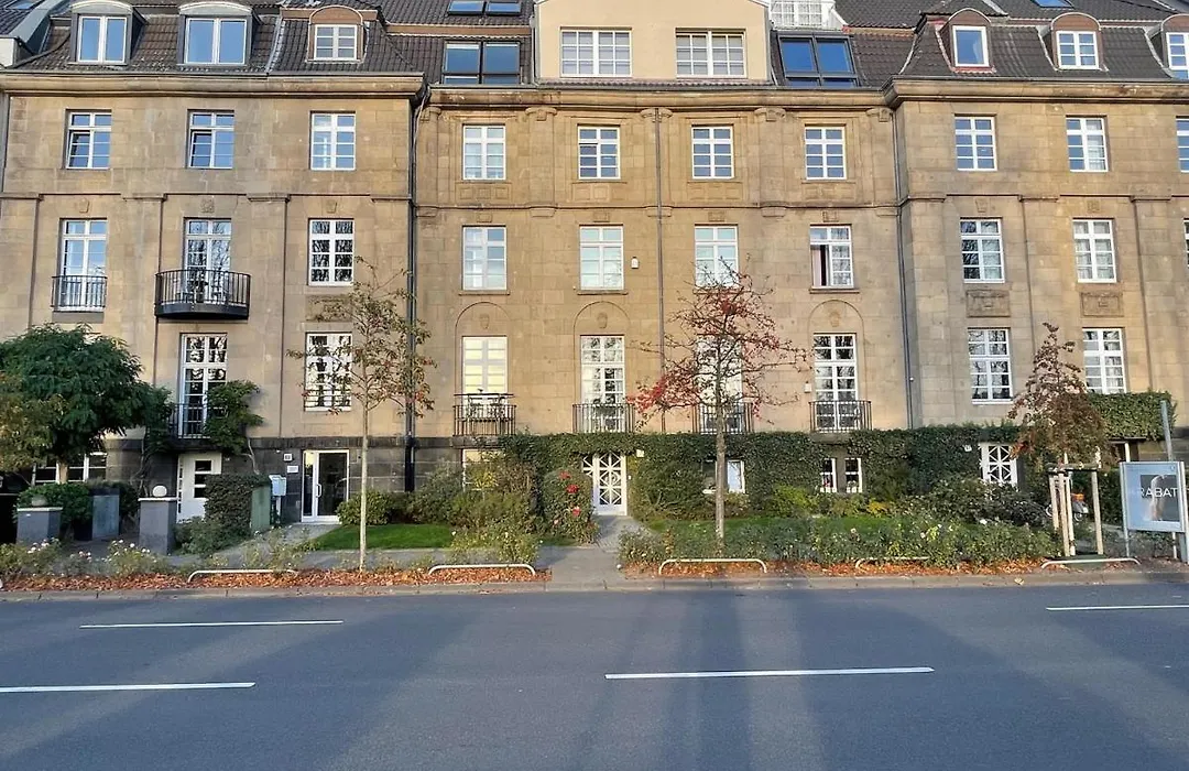 Exklusive Wohnung 104 M2 Direkt Am Rhein 1 Km Von Der Messe-1