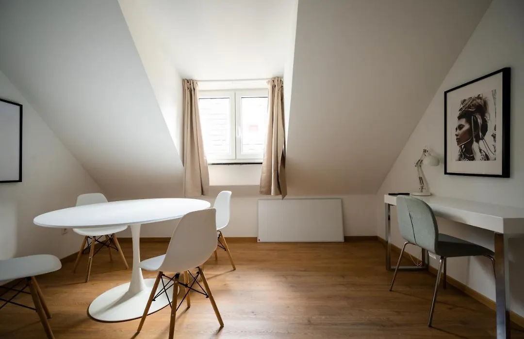 Top Old Town Apartment 2 Baths-1