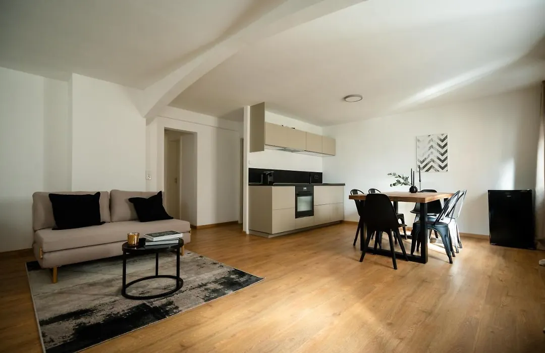 Oldtown Studio Apartment With 2 Bathrooms-1