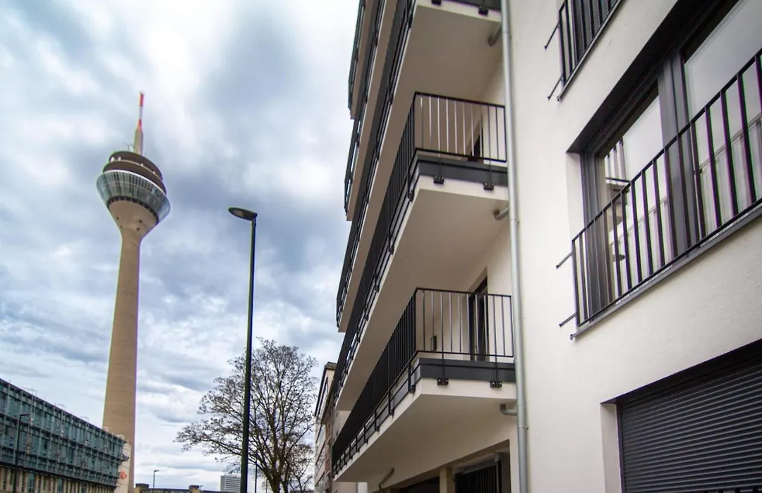 Sleep Inn Medienhafen Suites-1