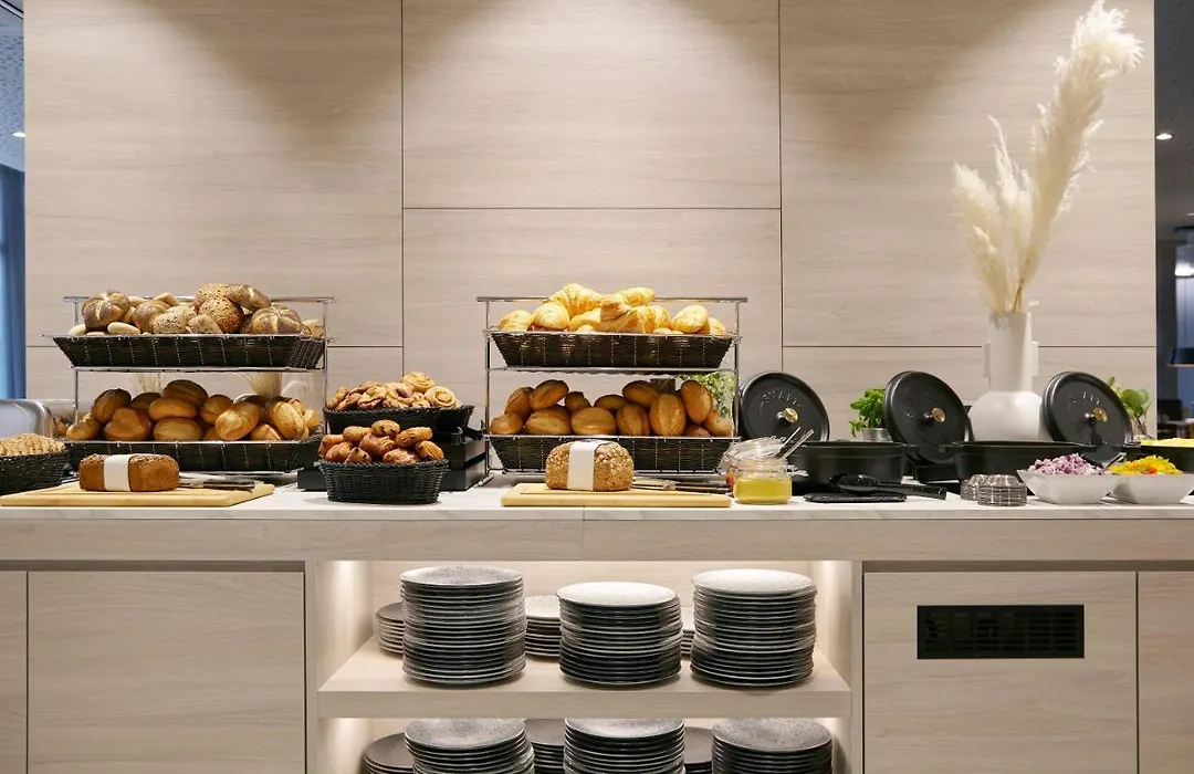 Acora Duesseldorf Airport Living The City - Apartments-1