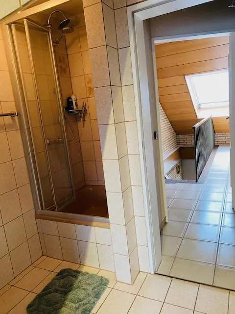 HandwerkerZimmer-1