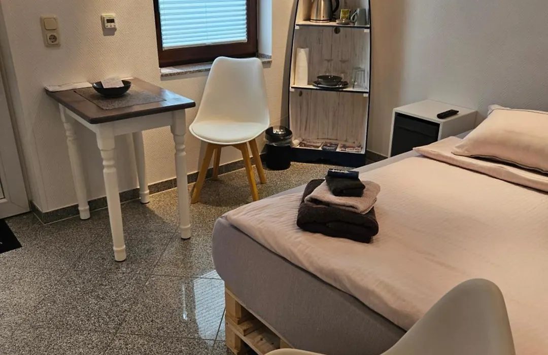 Standardzimmer nahe Messe und Airport-1