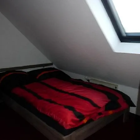 Ferienwohnung In Duesseldorf Hassel-2