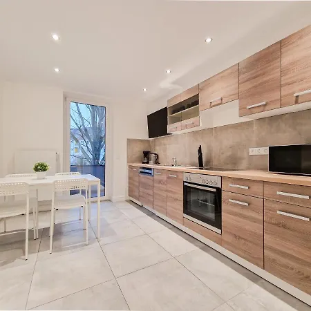 Tolstov Apartments - City Apartments With 1 Or 2 Rooms - 15 Min To Messe Dus And Old Town Dus-3