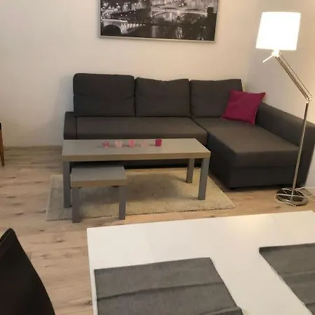 Studio G -Central Sunny Apartment For 6 Guests With Terrace-2