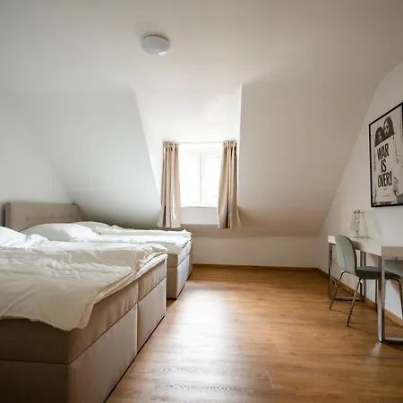 Top Old Town Apartment 2 Baths-2