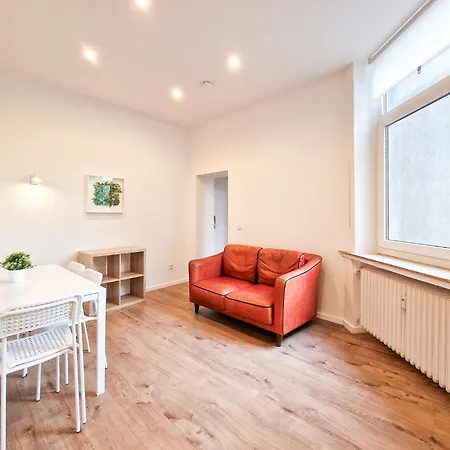 Tolstov Apartments - 1 Or 3 Room Apartments - 20 Min Messe Dus And Old Town Dus-2