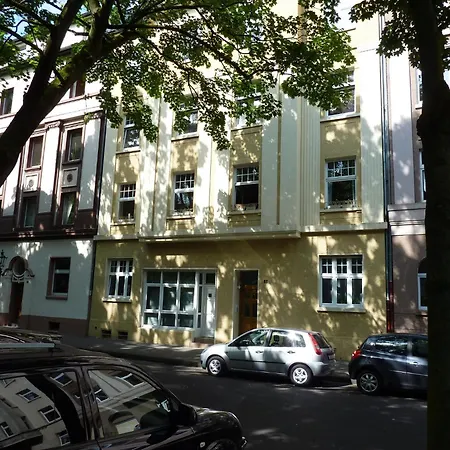 Lessing-Apartment-2