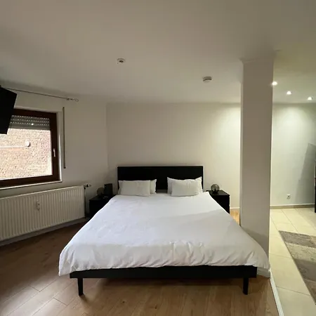 Tmj Apartment 3-2