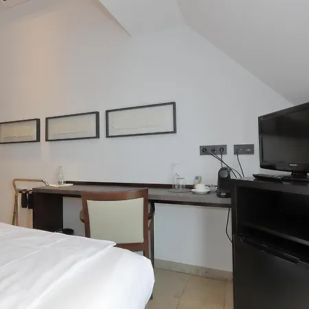 Devin Art Hotel-2