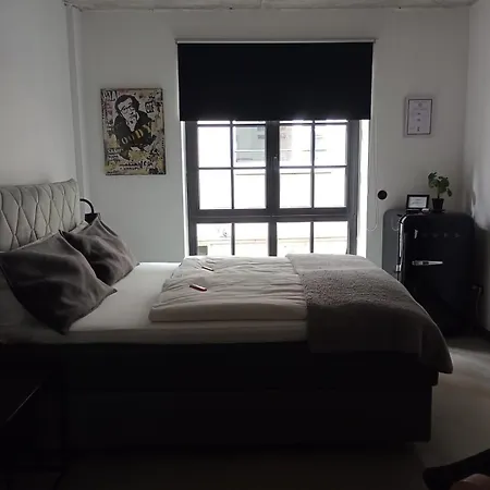 Square Rooms 8-2