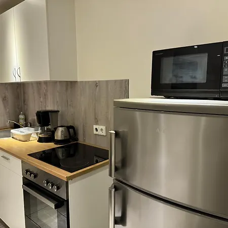 Bismarck Mainhouse Apartments-2