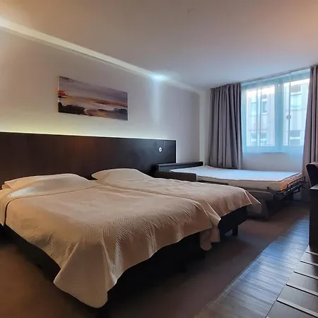 Nice Apartment in modern Center of Düsseldorf-3