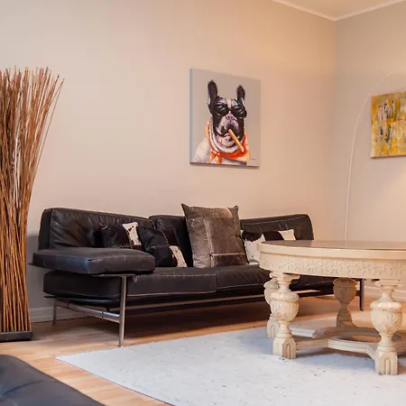 Living Am Carlsplatz Apartment-2