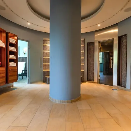 Maritim Hotel Duesseldorf-3