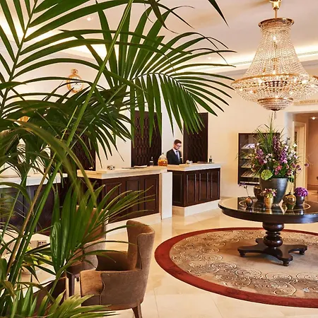 Steigenberger Icon Parkhotel Duesseldorf-3