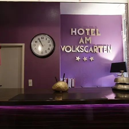 Hotel Am Volksgarten-3