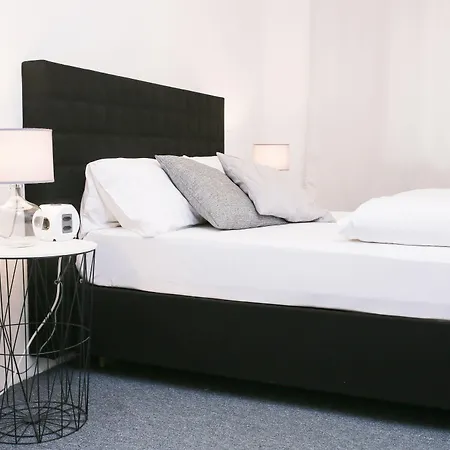 Hotel Lux-2
