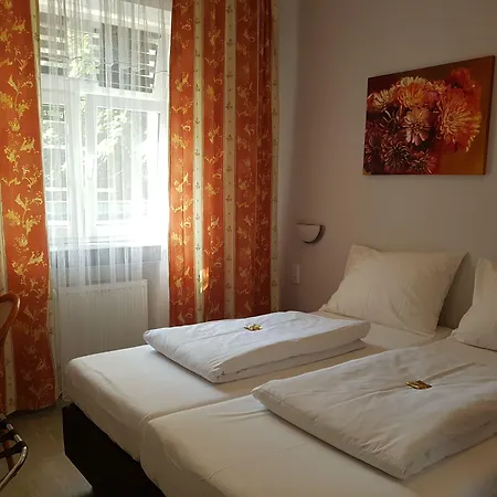 Hotel Diana-2
