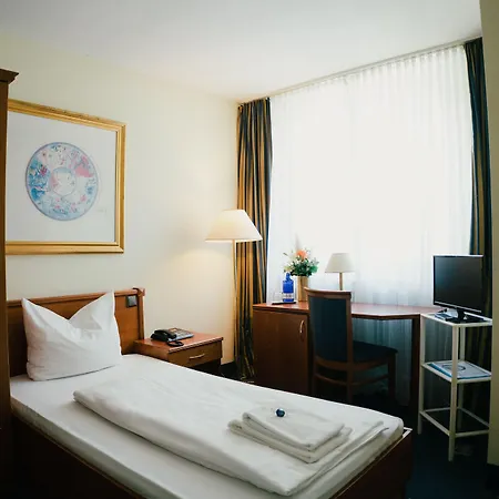 Altstadt Hotel St. Georg-3