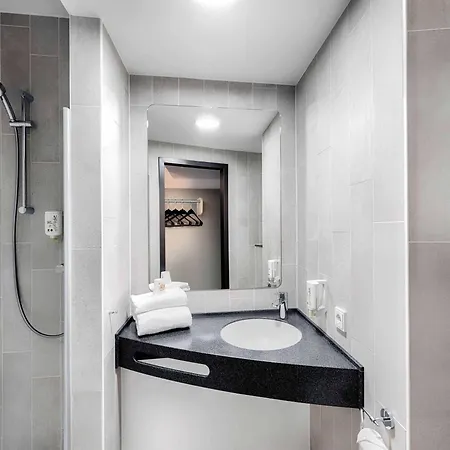 B&B Hotel Duesseldorf-Hbf-3