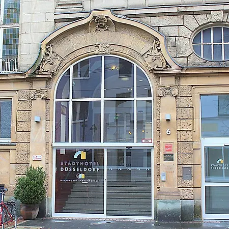 Stadthotel Duesseldorf-2