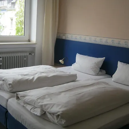 Eu Centralhotel Im Toennchen-2