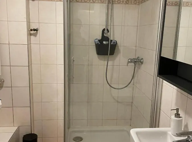 Haustierfreundliches Zentrale Dusseldorf City Zweizimmerwohnung