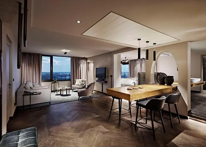 Hotels nahe Rheinufer